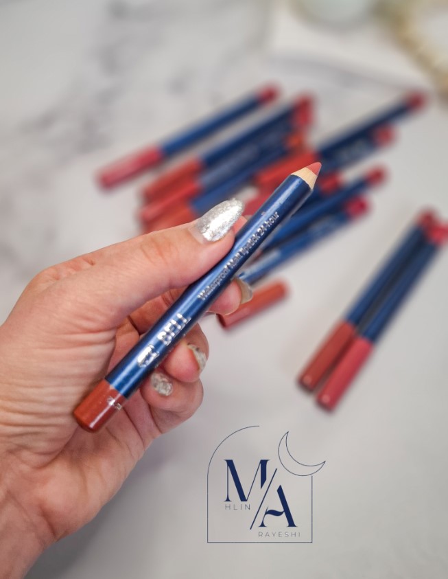 رژ لب مدادی